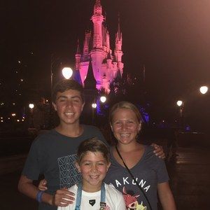 Meet your Posher, Claudia